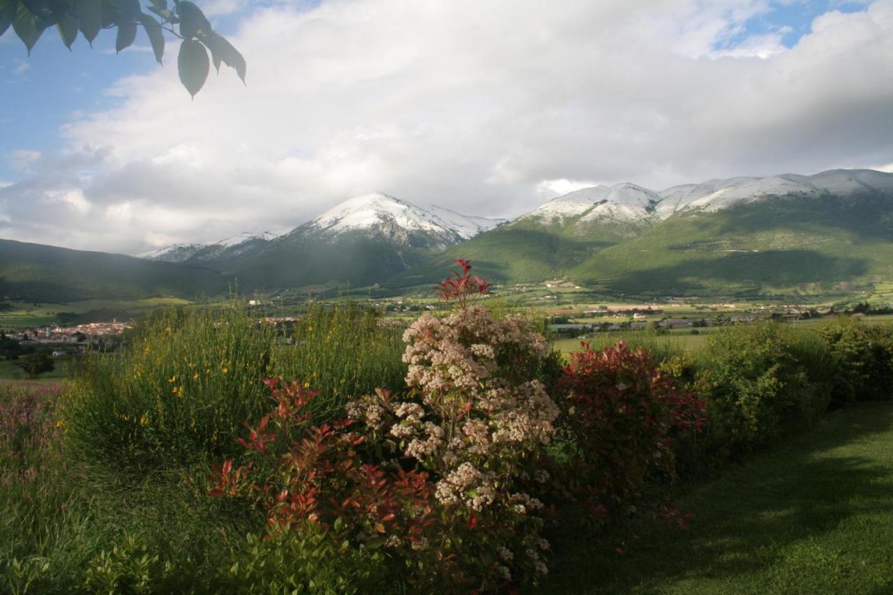 Agriturismo La Cascina Di Opaco Norcia Buitenkant foto