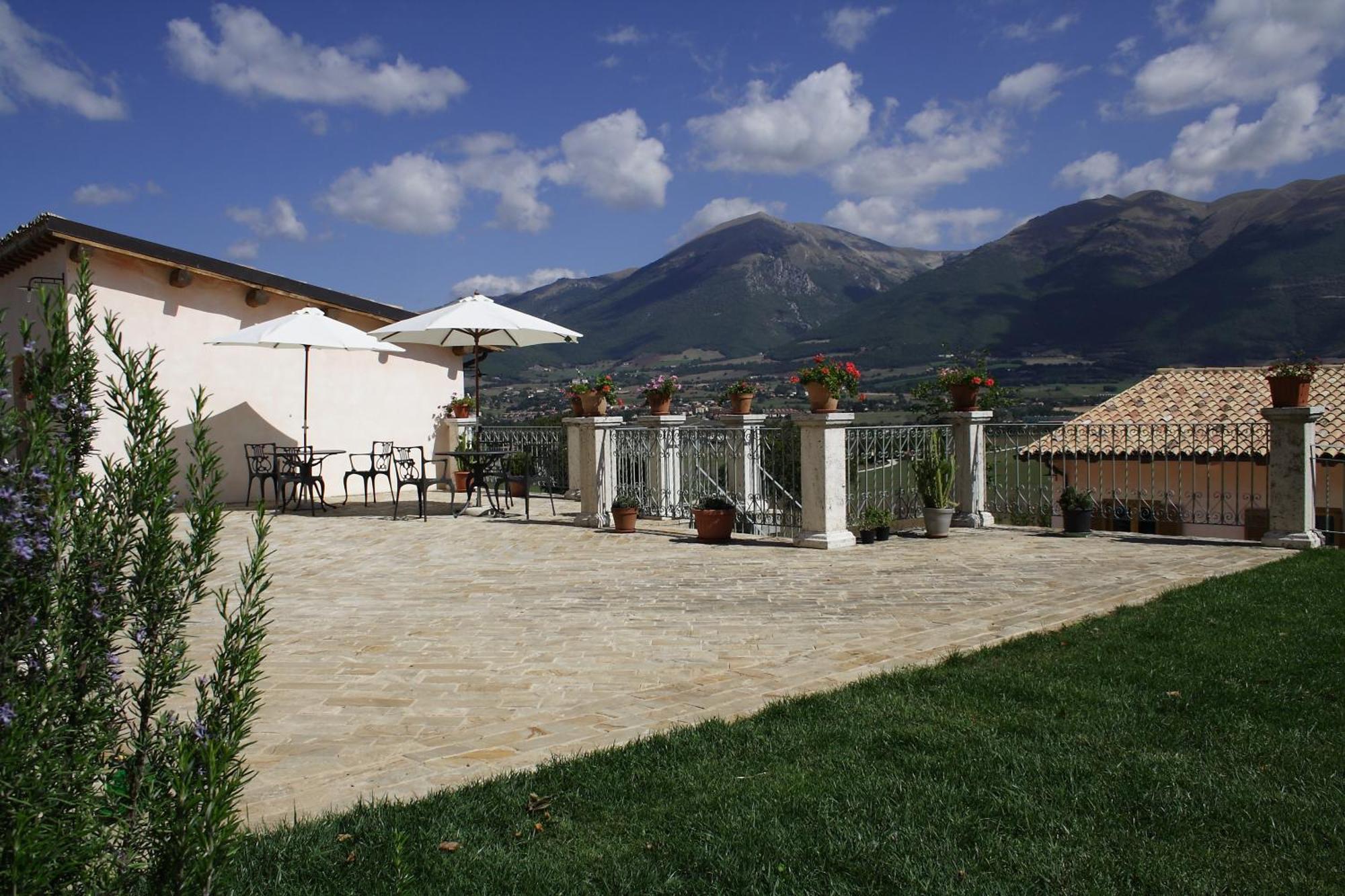 Agriturismo La Cascina Di Opaco Norcia Buitenkant foto